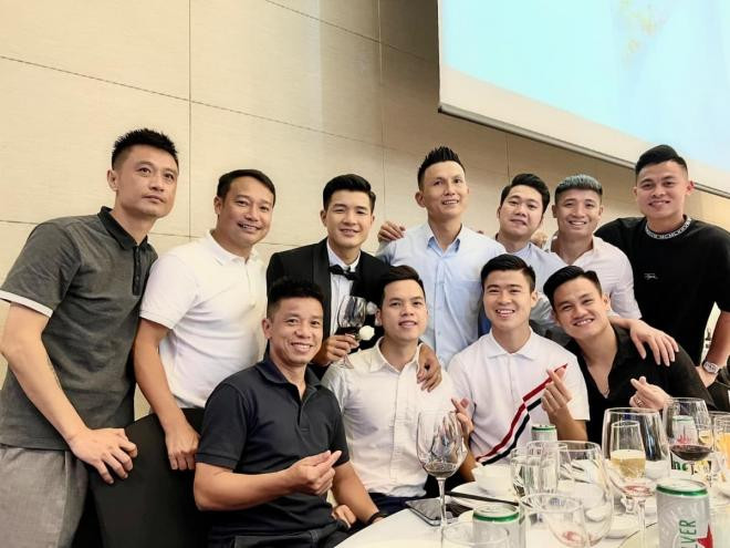ảnh nét cưới hà đức chinh  0