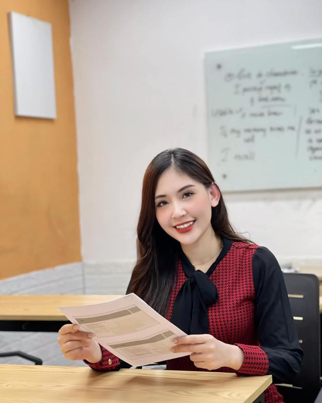 nhan sắc mc minh đức  17