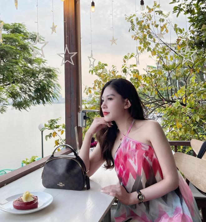 nhan sắc mc minh đức  2
