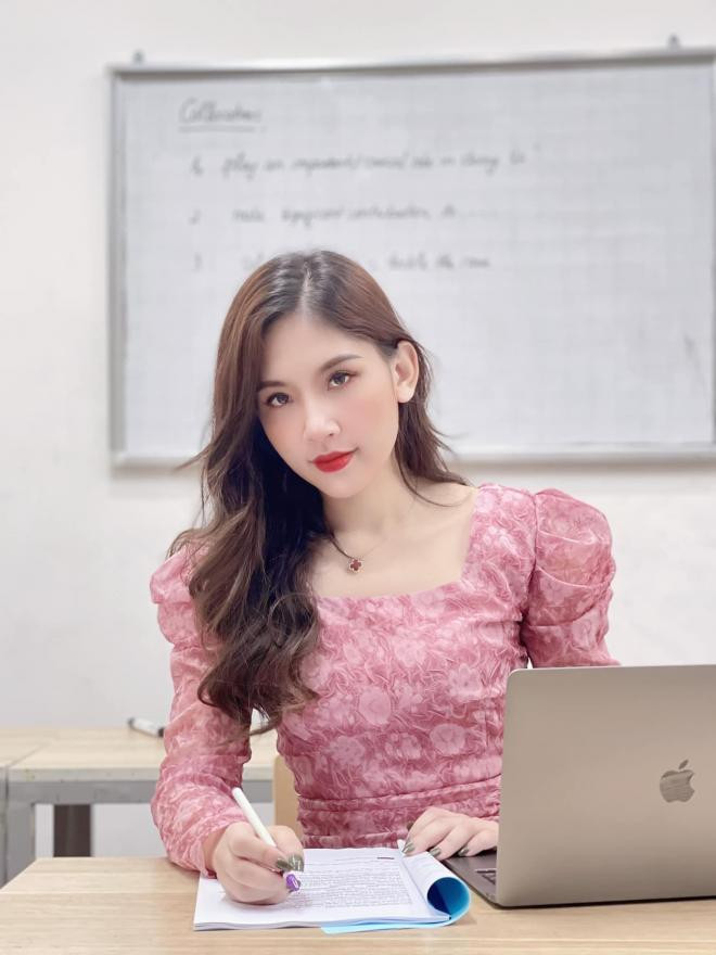 nhan sắc mc minh đức  4