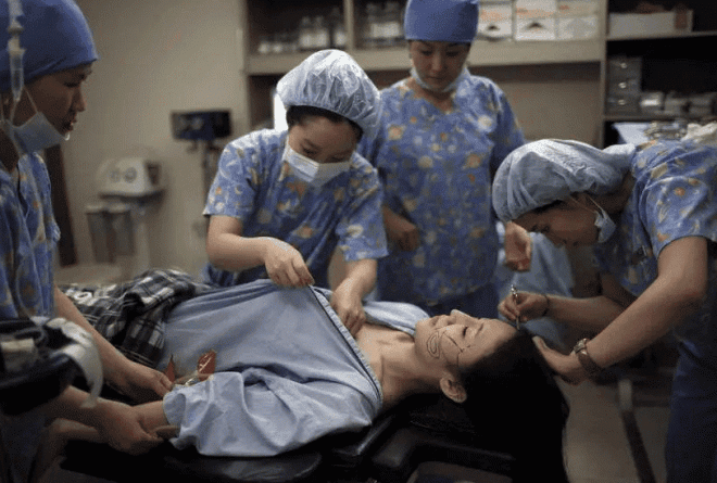 Nổi tiếng trên mạng xã hội Hong Kong, cô mừng sinh nhật bằng cuộc Nổi tiếng trên mạng xã hội Hong Kong, cô mừng sinh nhật bằng cuộc