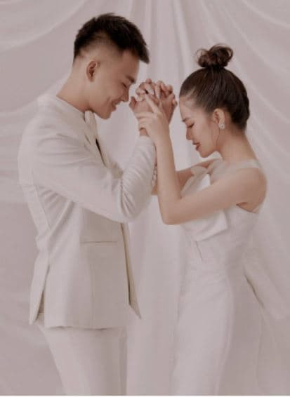 ảnh cưới Huyền My ở nhà thờ 0 ảnh cưới Huyền My ở nhà thờ 0