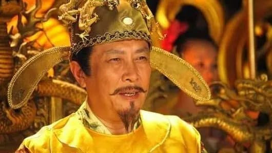 hoang-de-chiem-huu-hoang-hau-01-ngoisaovn-w530-h298 0 hoang-de-chiem-huu-hoang-hau-01-ngoisaovn-w530-h298 0