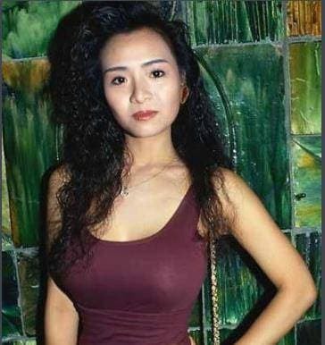29 năm trước, nữ hoàng phim 18+ bỏ ra gần 7 tỷ đồng mua bảo hiểm cho vòng một, đến bây giờ ở tuổi 56 có còn quyến rũ như xưa? 3