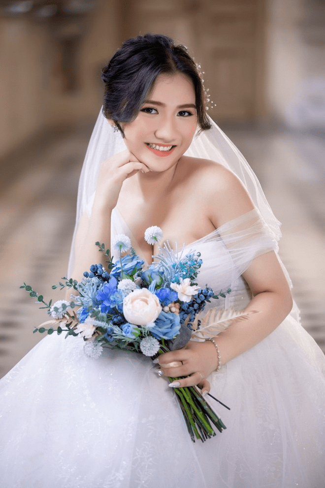 anh-cuoi-minh-chanh-va-vo-165 (1).png 2