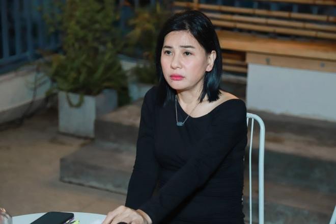 cat-phuong-xin-cong-chung-dung-lam-dieu-nay-voi-kieu-minh-tuan-bay-to-luon-mong-moi-voi-nguoi-yeu-moi-cua-tinh-cu-1-ngoisaovn-w2000-h1333 1