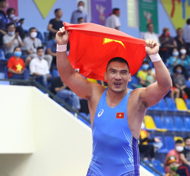 Đô vật vừa đoạt HCV SEA Games 31 - Hà Văn Hiếu gây sốt khi bất ngờ xuất hiện trong phim điện ảnh 0 Đô vật vừa đoạt HCV SEA Games 31 - Hà Văn Hiếu gây sốt khi bất ngờ xuất hiện trong phim điện ảnh 0