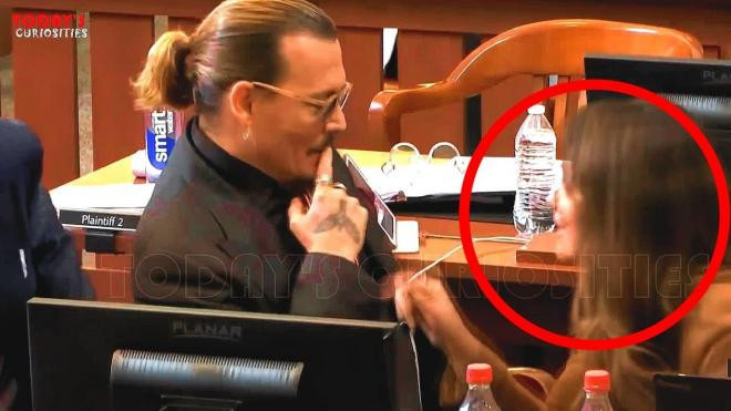  Johnny Depp và vợ cũ Amber Heard  0