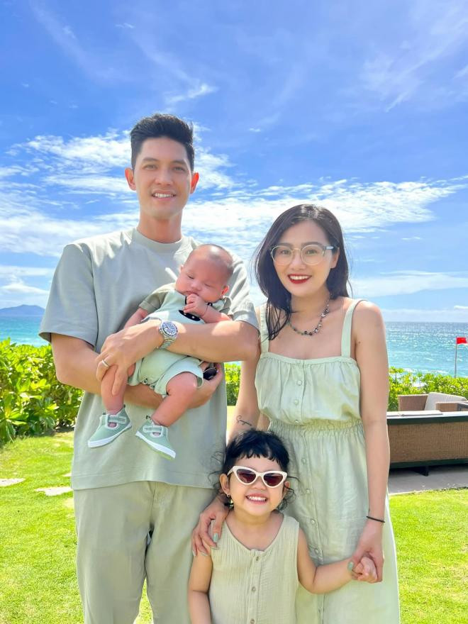 con quang vinh đi du lịch  6