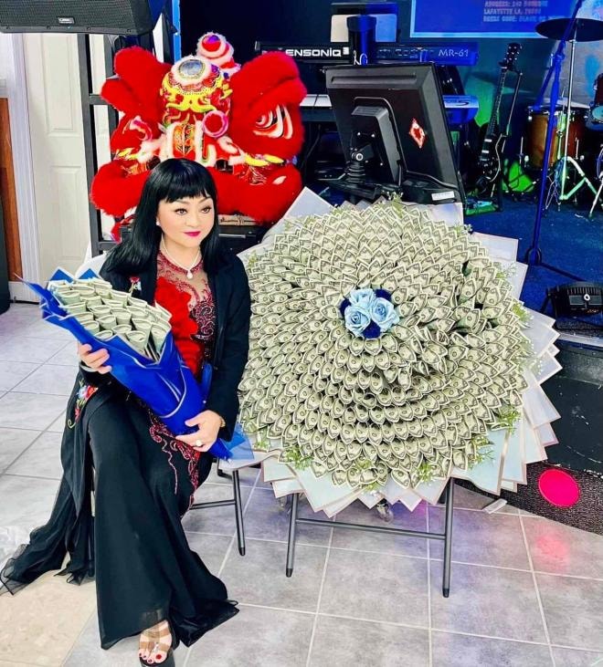 sinh nhật danh ca hương lan   2