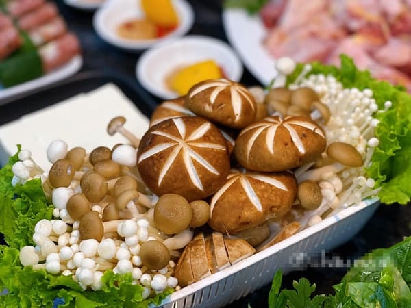 lẩu gà nấm  1