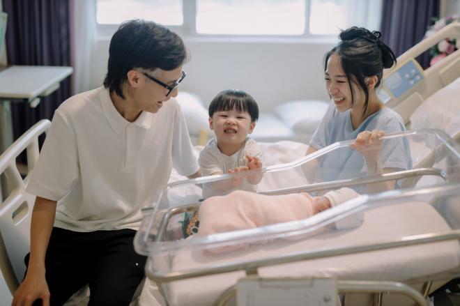 Đầy tháng con minh nhựa  5