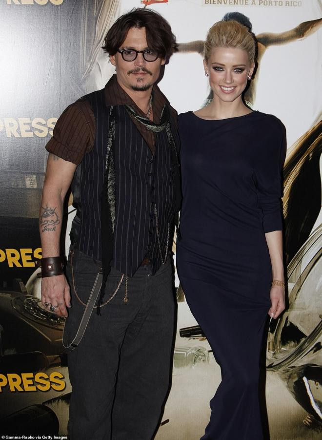 Kate Moss đứng ra làm chứng cho tình cũ Johnny Depp, dân tình nuối tiếc cặp đôi đẹp nhất nhì Hollywood một thời 9