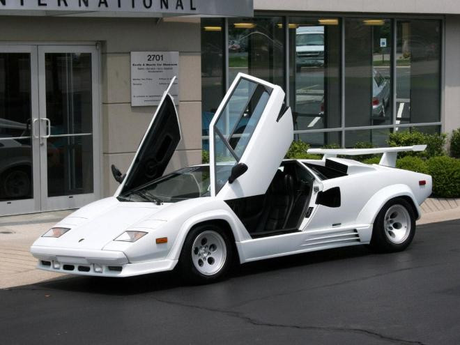 Su-that-thu-vi-ve-Lamborghini-7.jpg 0 Su-that-thu-vi-ve-Lamborghini-7.jpg 0