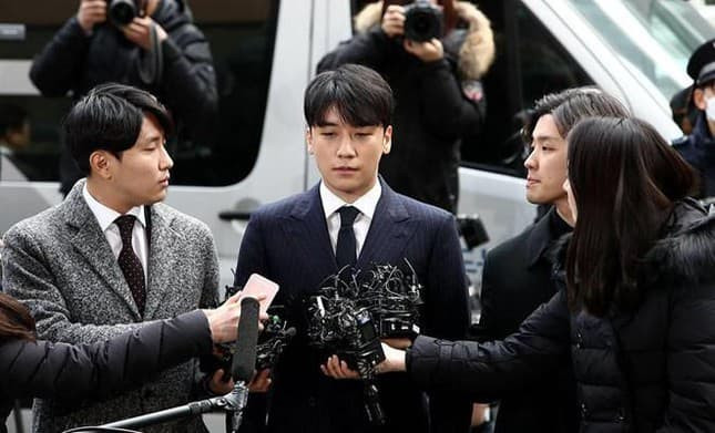 Seungri (Big Bang) với 9 tội danh vẫn được giảm án từ 3 năm còn 1 năm 6 tháng tù giam khiến dư luận bức xúc 2