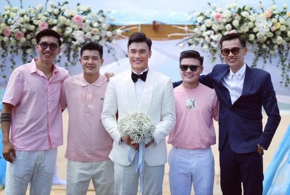 bố mẹ vợ tiến dũng  4