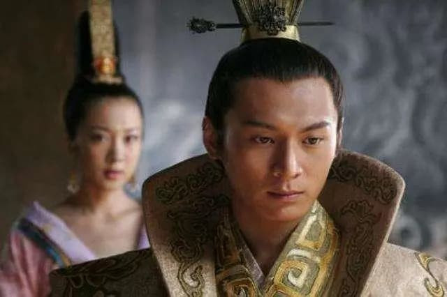 thai-thuong-hoang-trong-lich-su-07-ngoisaovn-w640-h426 6 thai-thuong-hoang-trong-lich-su-07-ngoisaovn-w640-h426 6