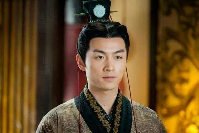 thai-thuong-hoang-trong-lich-su-09-ngoisaovn-w640-h429 8 thai-thuong-hoang-trong-lich-su-09-ngoisaovn-w640-h429 8