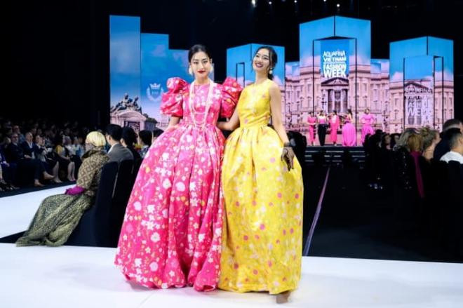 hoa-hau-luong-thuy-linh-hoa-quy-co-kieu-ki-trinh-catwalk-the-nao-khi-sanh-doi-cung-quan-quan-sieu-mau-chau-a-13-ngoisaovn-w700-h466 1