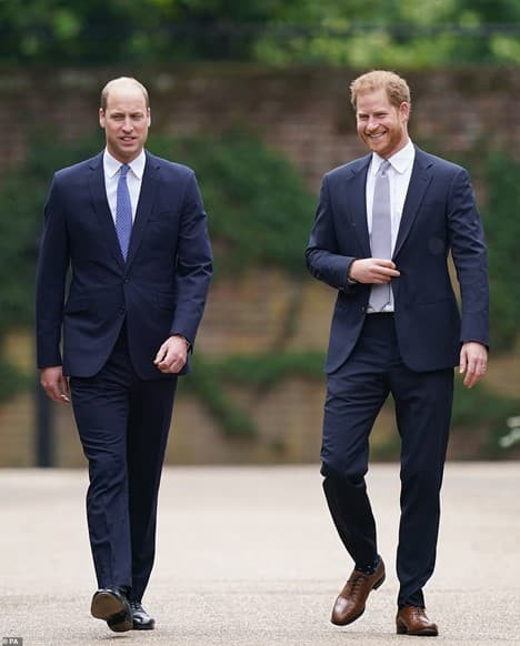 'Quay đầu là bờ' hay chỉ muốn chiếm spotlight? Vợ chồng Meghan để Nữ hoàng gặp con gái vào dịp sinh nhật Lilibet và động thái mới với căn nhà ở Anh  3