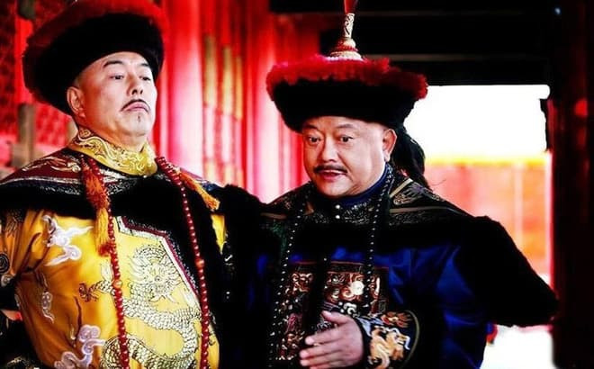 Hòa Thân 4