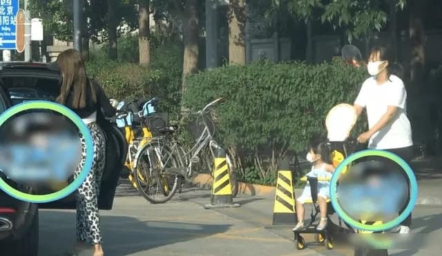 thích tiểu long 4
