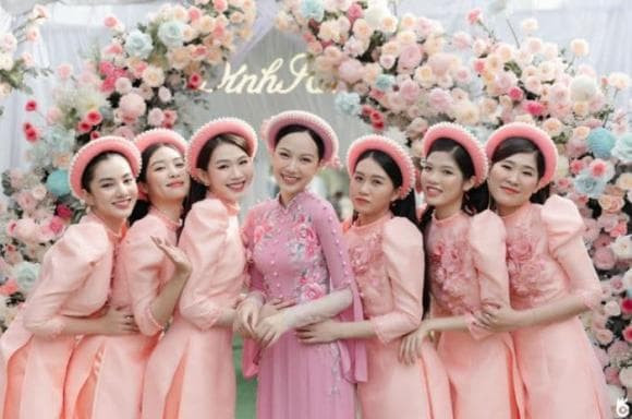 top-5-hoa-hau-viet-nam-2020-phuong-quynh-to-chuc-le-an-hoi-nhung-van-quyet-giau-mat-ban-trai-3-ngoisaovn-w580-h384 5