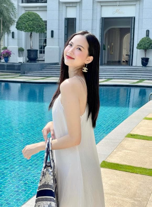 top-5-hoa-hau-viet-nam-2020-phuong-quynh-to-chuc-le-an-hoi-nhung-van-quyet-giau-mat-ban-trai-9-ngoisaovn-w580-h789 1