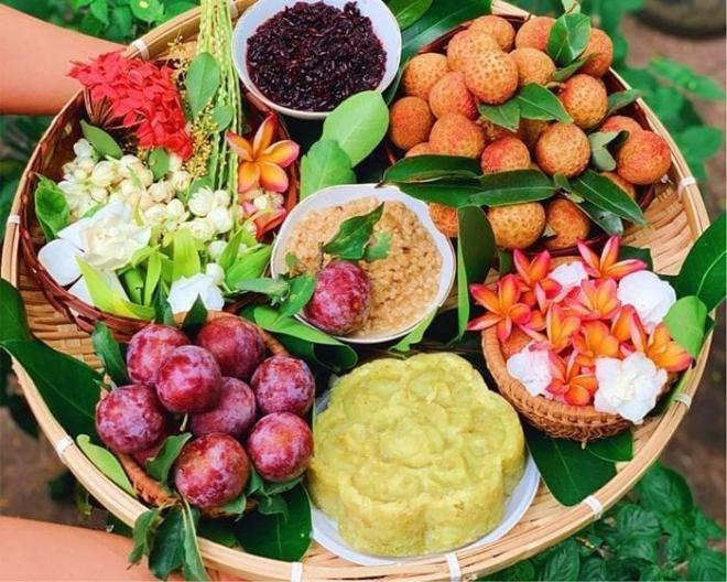 mam-co-chay-va-bai-van-khan-tet-doan-ngo-truyen-thong-viet-nam-17324491.jpg 0