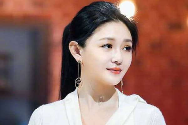 Câu nói 10 năm trước của Từ Hy Viên bất ngờ gây sốt, hóa ra 'tiên tri' kết cục với Uông Tiểu Phi từ lâu 1 Câu nói 10 năm trước của Từ Hy Viên bất ngờ gây sốt, hóa ra 'tiên tri' kết cục với Uông Tiểu Phi từ lâu 1