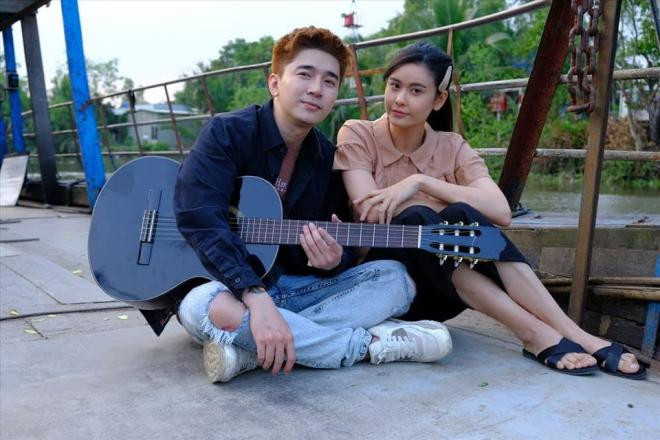 chi-dan-noi-ve-chuyen-tinh-cam-voi-truong-quynh-anh-va-lan-ngoc-tiet-lo-con-nguoi-that-khi-yeu-lan-mau-ban-gai-li-tuong-8-ngoisaovn-w960-h640 3