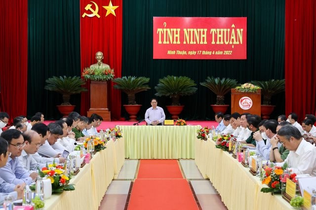 ninh-thuan-can-trien-khai-dong-thoi-2-cach-tiep-can-de-dot-pha.jpeg