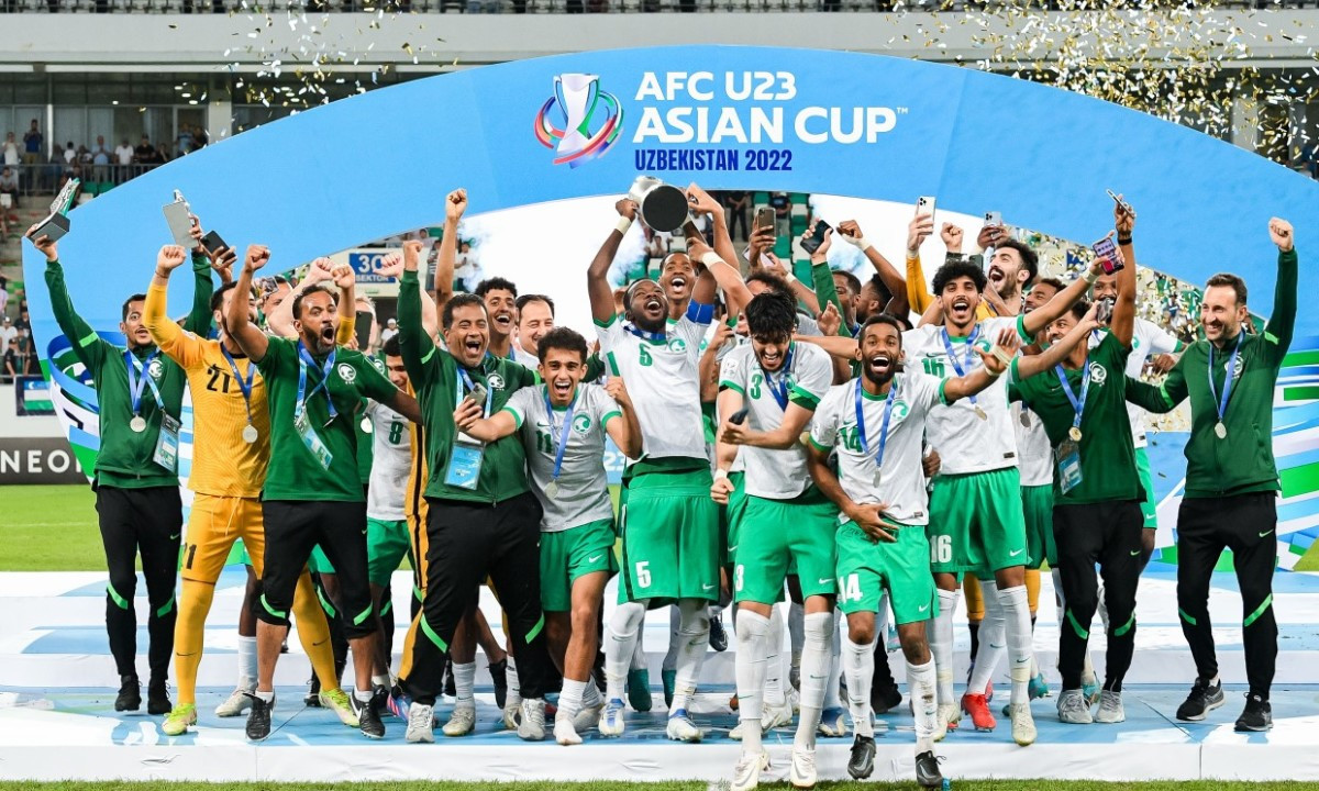 Saudi Arabia lần đầu nâng Cup vô địch U23 châu Á sau ba lần vào chung kết. Ảnh: AFC.