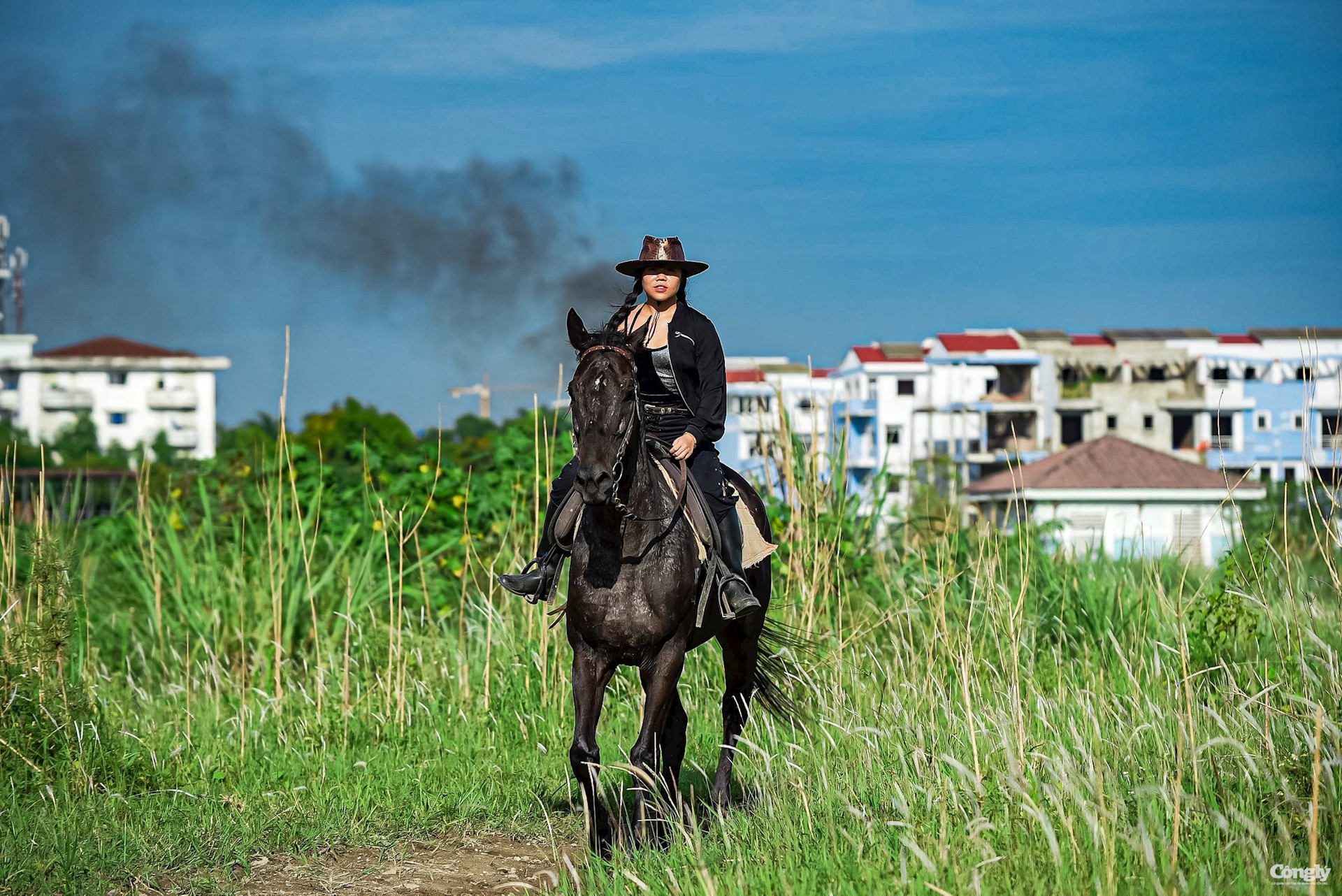 Trải nghiệm cưỡi ngựa theo phong cách châu Âu tại Hà Nội