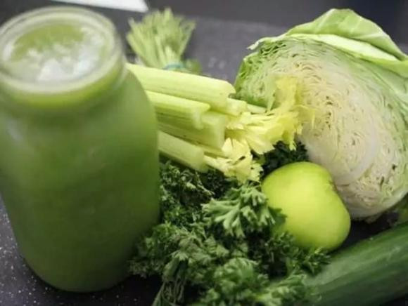 giảm cân. ăn rau củ hay uống nước ép tốt cho giảm cân, ăn rau củ, uống nước ép, ăn rau và uống nước ép rau