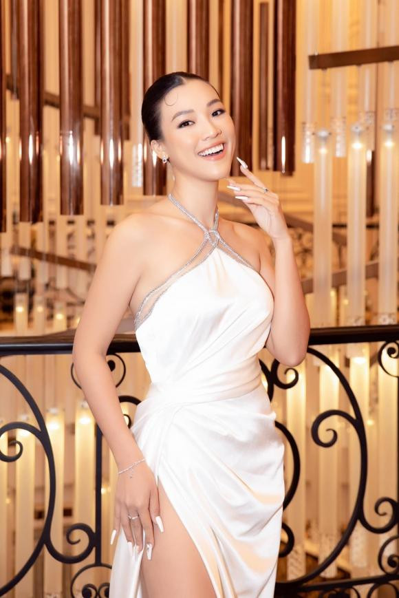 Hoàng Oanh, Hoàng Oanh ly hôn, sao việt 
