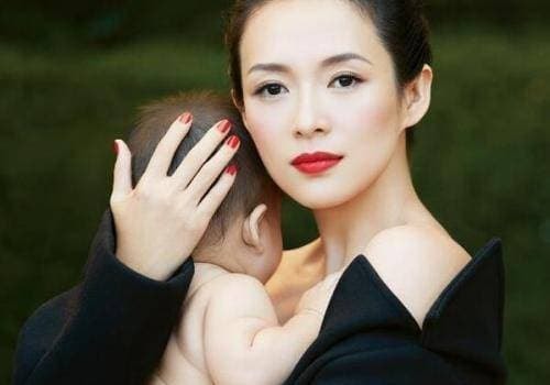 nét mặt của cô gái xinh đẹp, cô gái xinh đẹp, đặc điểm của gương mặt xinh đẹp