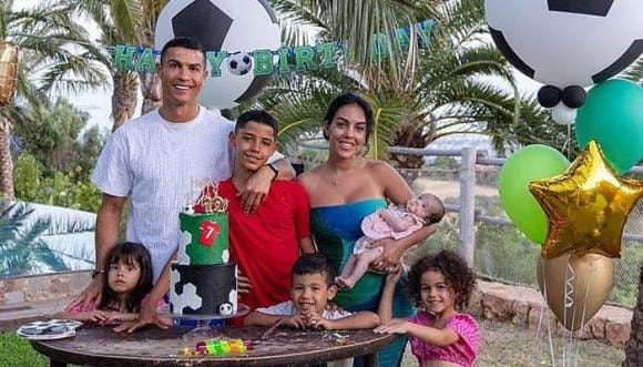 georgina rodriguez, phẫu thuật thẩm mỹ, bạn gái của cristiano ronaldo