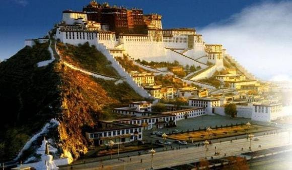 Cung điện Potala, kiến trúc rát vàng