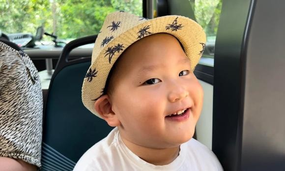 Trà My, con trai Trà My, sao việt đi Phú Quốc 