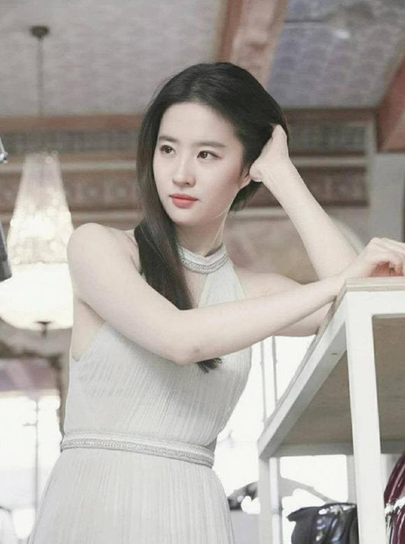 sao hoa ngữ, vẻ đẹp của phụ nữ, nét đẹp của con gái