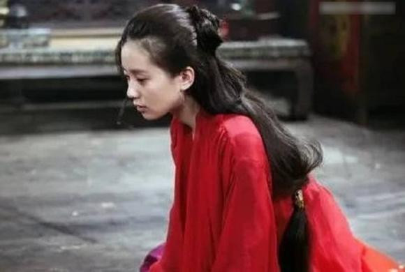 Đồng Lệ Á, sao Hoa ngữ