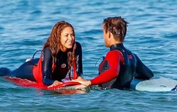 Shakira, Gerard Pique, Pique - Shakira chia tay, sao Hollywood