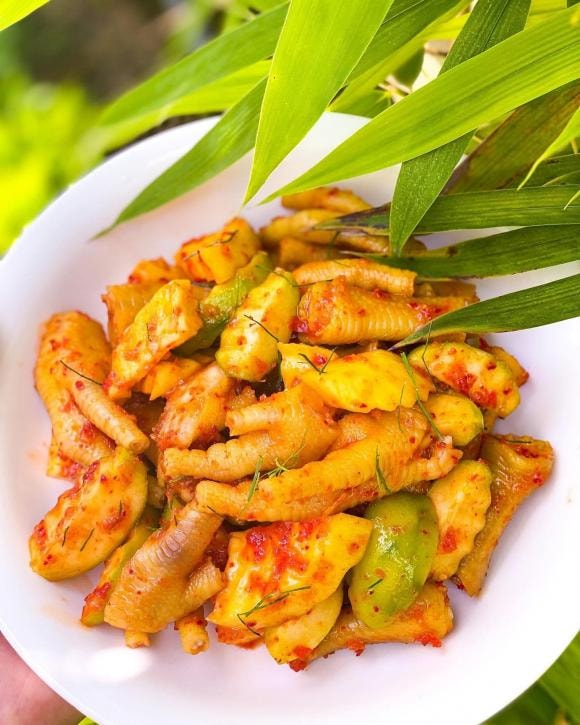 chân gà sốt thái, cách làm chân gà sốt thái, món ngon 