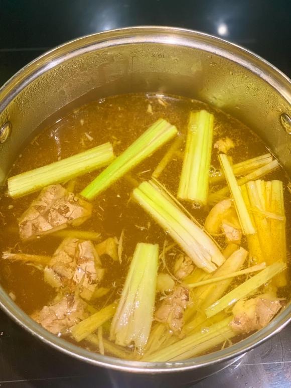 chân gà sốt thái, cách làm chân gà sốt thái, món ngon 