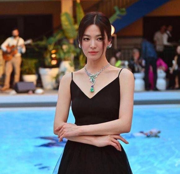 song hye kyo, nhan sắc song hye kyo, thời trang song hye kyo, chaumet 