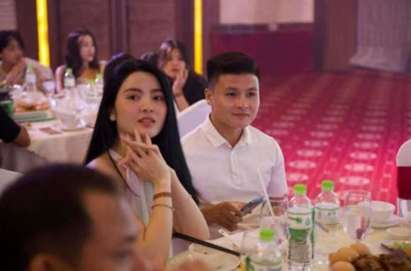 Chu Thanh Huyền , bạn gái Quang Hải, Quang Hải