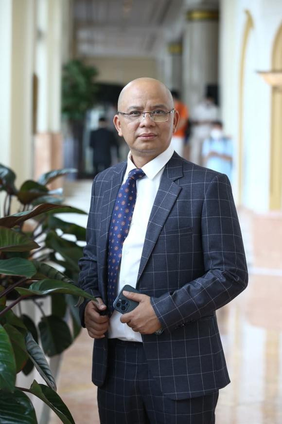Dàn nghệ sĩ đình đám của 'Vũ trụ VFC' hội ngộ trong buổi ra mắt phim truyền hình mới về đề tài hình sự 12 Đấu trí,thanh sơn,nsnd trung anh,phim việt