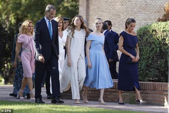 leonor, công chúa leonor, hoàng hậu letizia, hoàng gia tây ban nha