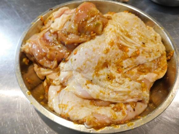 mì xào, gà áp chảo, món ngon 